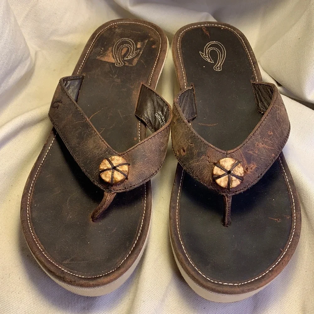 NWOT Olukai leather wedge/platform sandals Melia